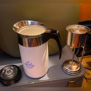 Vintage Corning Ware Percolator Complete with Basket & Lid 10 Cup Floral Bouquet